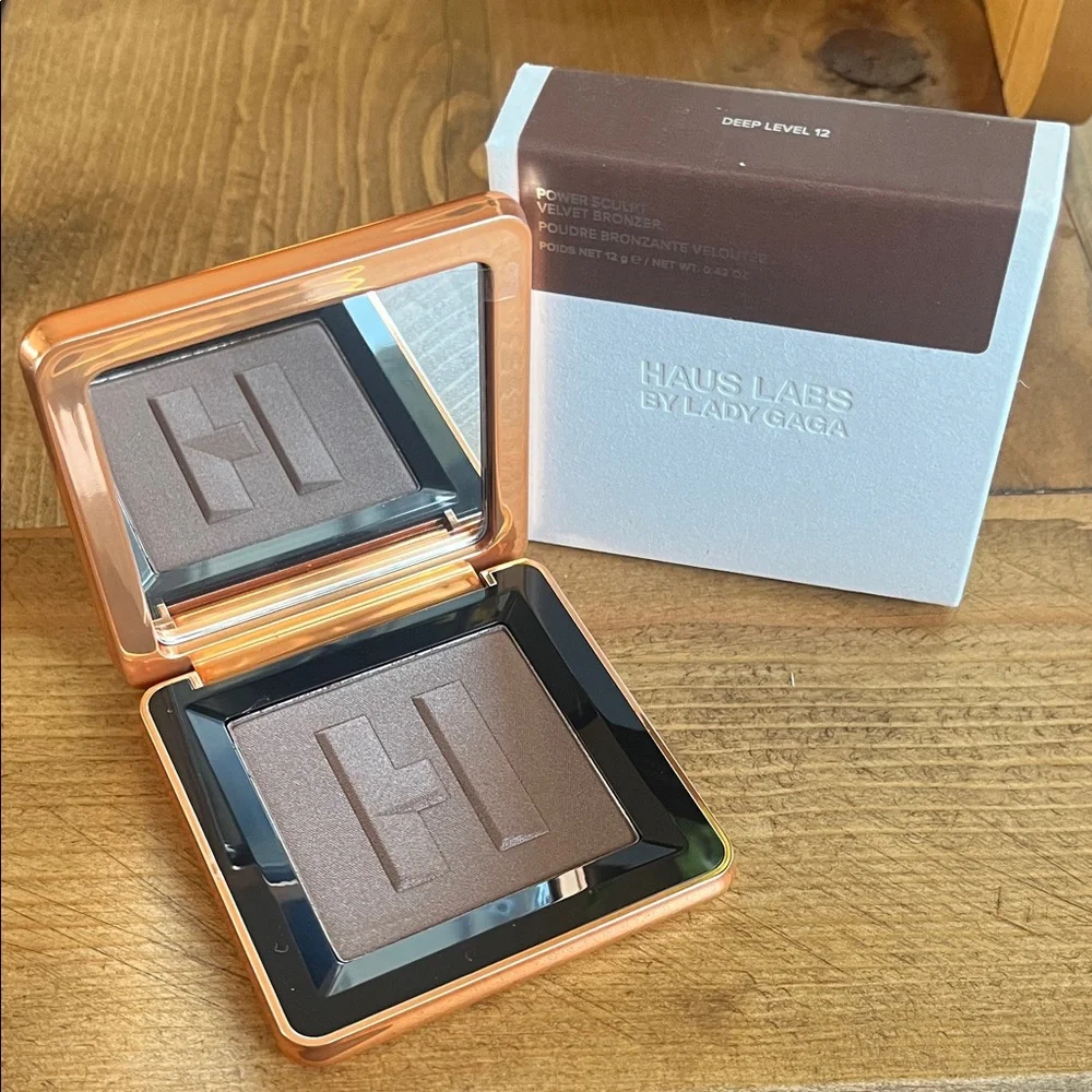 Haus Labs by Lady Gaga Velvet Bronzer in Deep Level 12 - Shimmery Brown